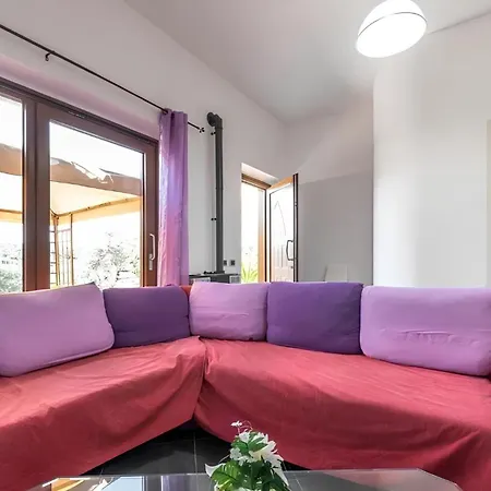 Floris Modern House -two En-suite & Wi-fi *
