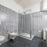 Floris Modern House -two En-suite & Wi-fi